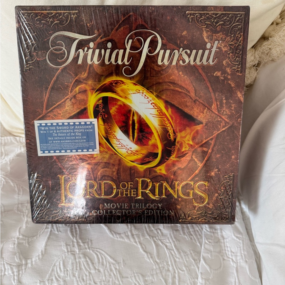 Trivial Pursuit Lord of the Rings Board Game